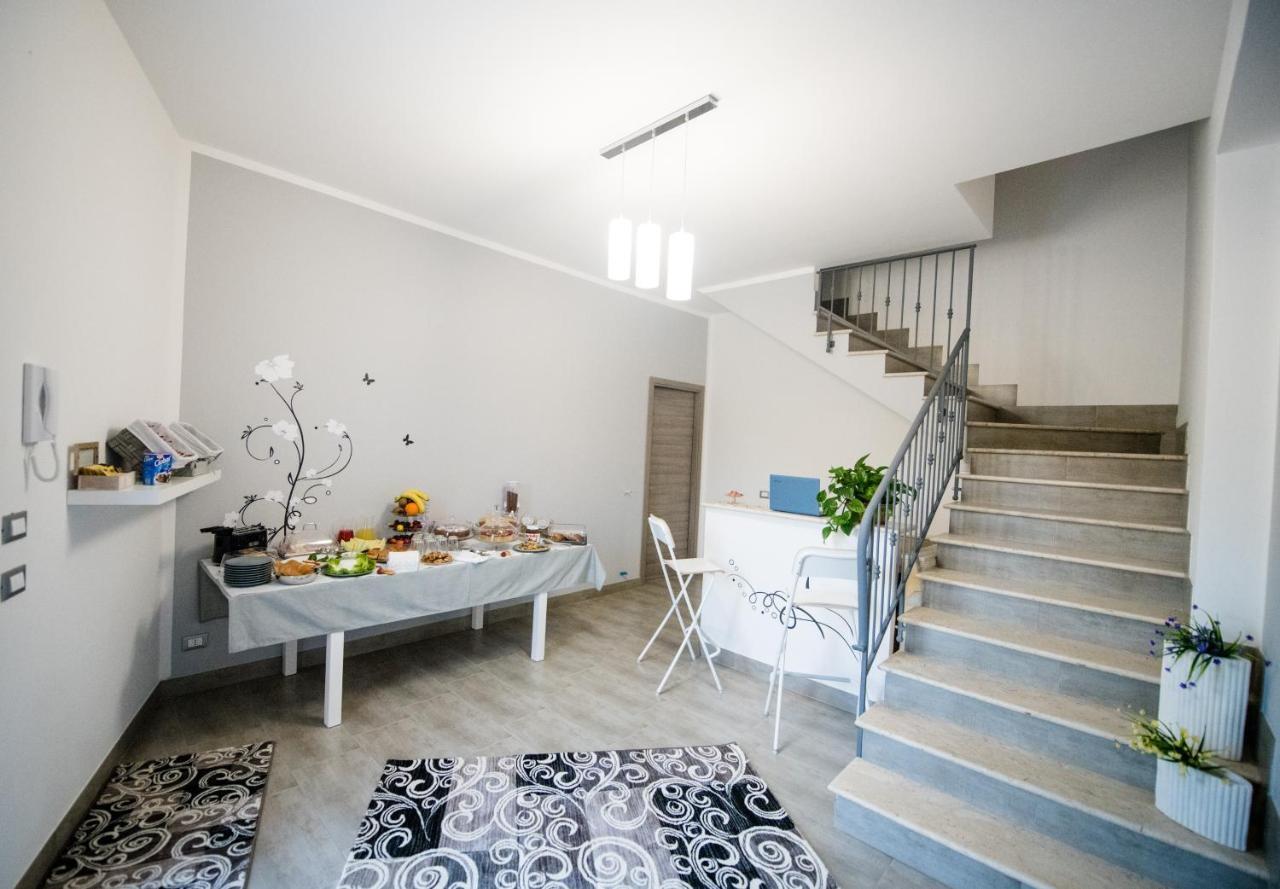 Dove Sorge Il Sole Bed & Breakfast Кустоначи Екстериор снимка