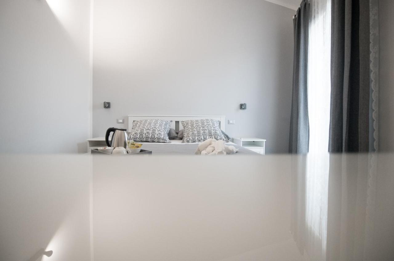 Dove Sorge Il Sole Bed & Breakfast Кустоначи Екстериор снимка