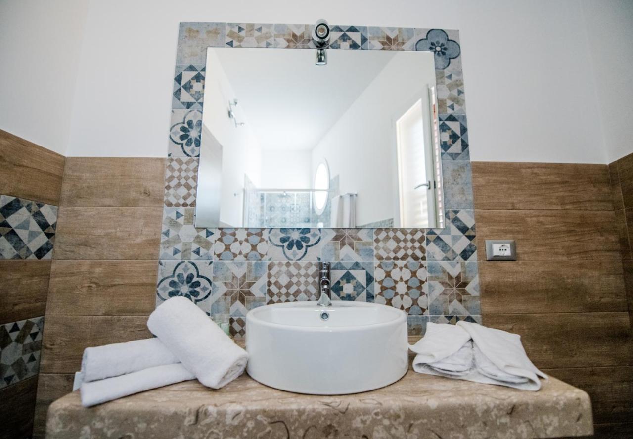Dove Sorge Il Sole Bed & Breakfast Кустоначи Екстериор снимка